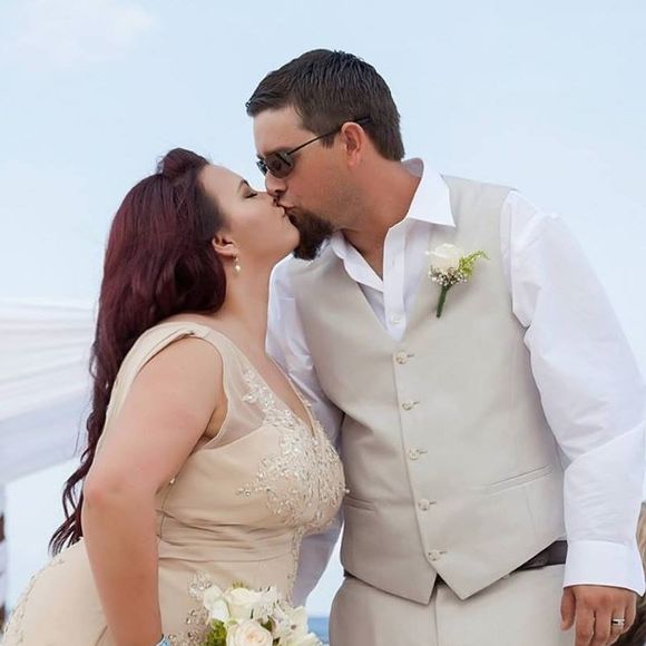 Meet your Posher, Dixie - Picture 1 of 1